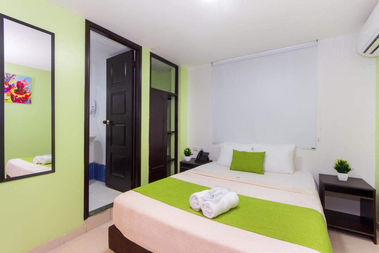 Hotel Avexi Suites Cartagena Buitenkant foto